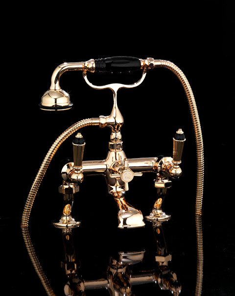 Black Diamond Bath and shower mixer - Patrick Hellmann Schlosshotel, Berlino | Devon&Devon