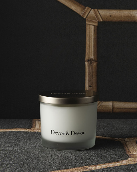 180 gr Vintage Leather candle - Soaps and Candles | Devon&Devon