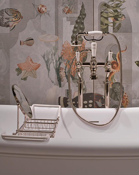 First Class bathtub rack - Bathroom Accessories | Devon&Devon