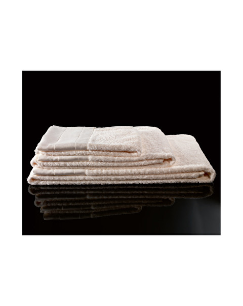 Vanity Ivory - Bath towel - Home Boutique | Devon&Devon