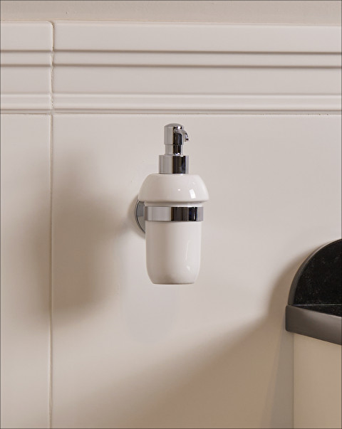 Antique Georgian wall-mounted dispenser - Bathroom Accessories | Devon&Devon