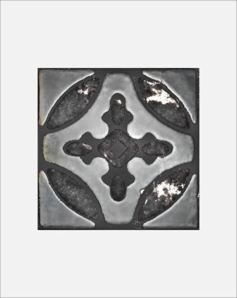 Flora Tiles Primrose Black wall covering - Flooring and Wall Coverings | Devon&Devon