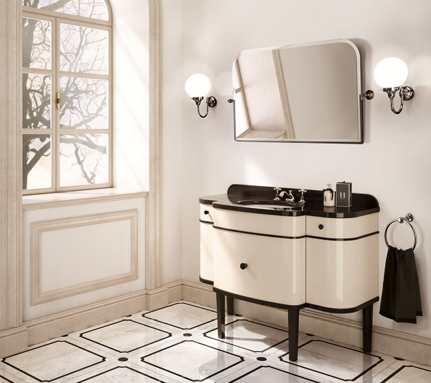 Bathroom décor - Devon&Devon